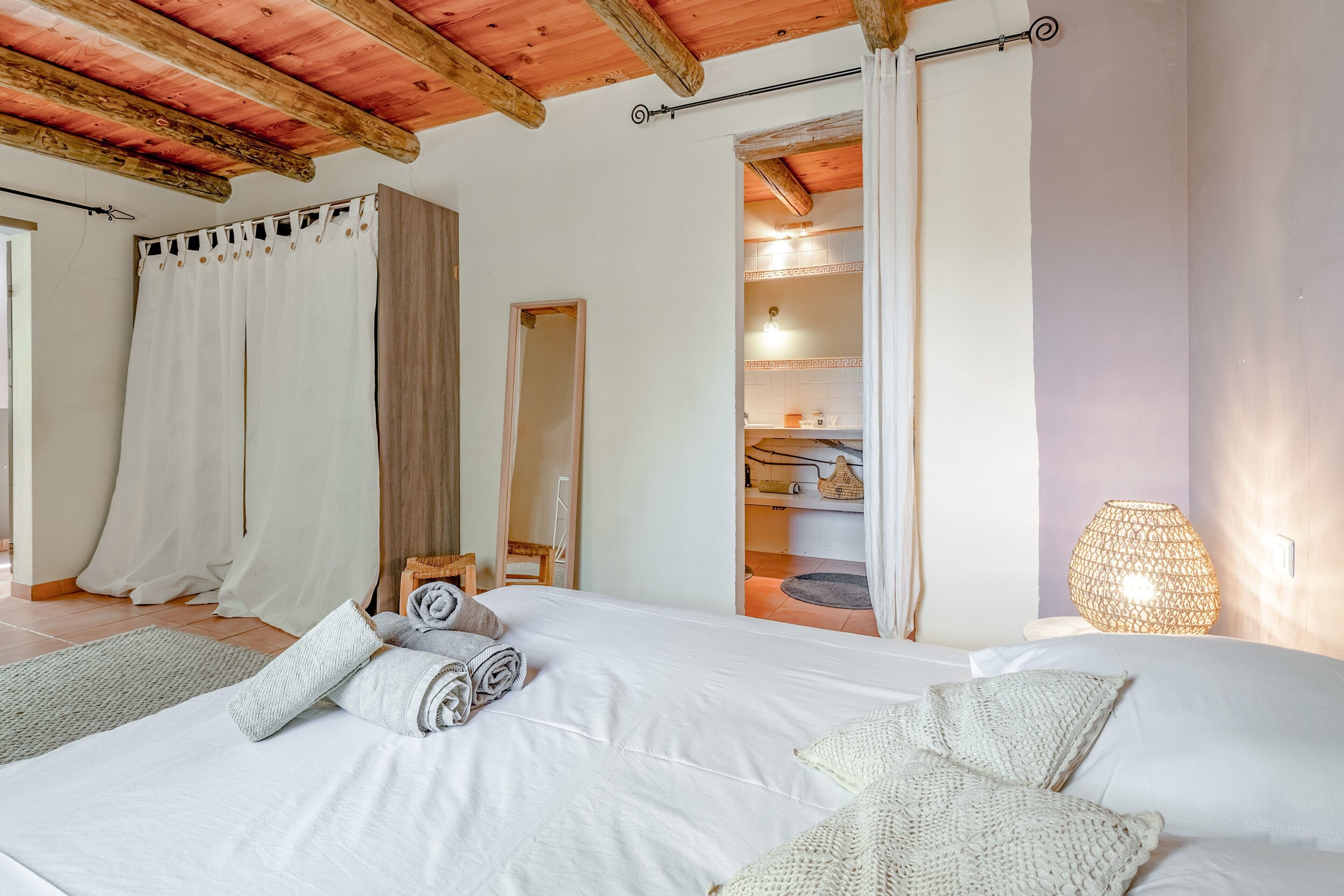 2 chambres, Wi-Fi, draps fournis