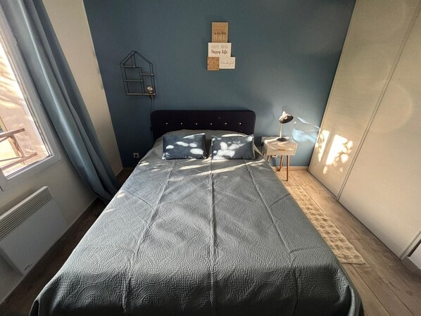 3 bedrooms, WiFi, bed sheets