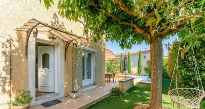 Holiday Home 'Villa Les Joncs D'Octobre' with Private Pool, Wi-Fi and Air Conditioning