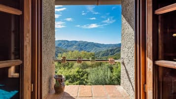 Casa, piscina privata, vista valle | Interni