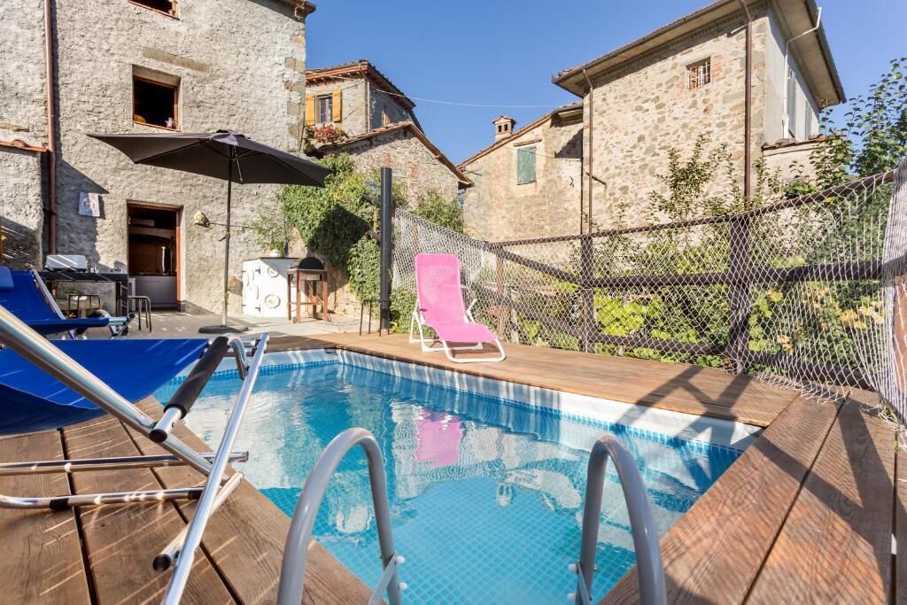 Piscina externa sazonal