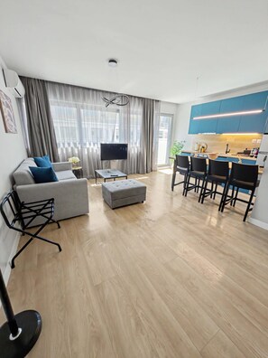 Living area - Estia Premium Apartments  - Valouritou 25 Big Balcony (Thessaloniki)