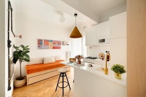 Living area - Estia Premium Apartments - Honey Paleon Patron Germanou (Thessaloniki)