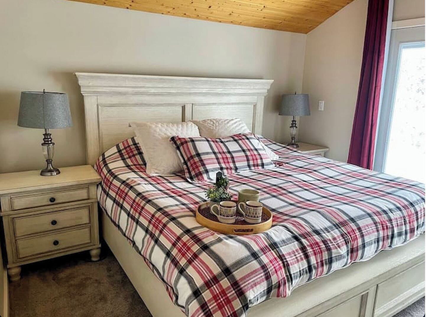 5 chambres, Wi-Fi, draps fournis