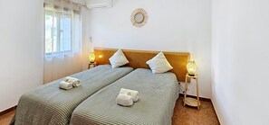 1 bedroom, free WiFi, bed sheets - Quinta das Figueirinhas (Armação de Pêra)