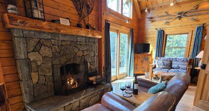 Four Season cabin with access to Moosehead Lake and recreation trails