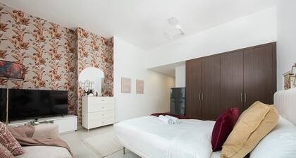 Cozy Studio In Blue Bay Walk Ajmal Makan