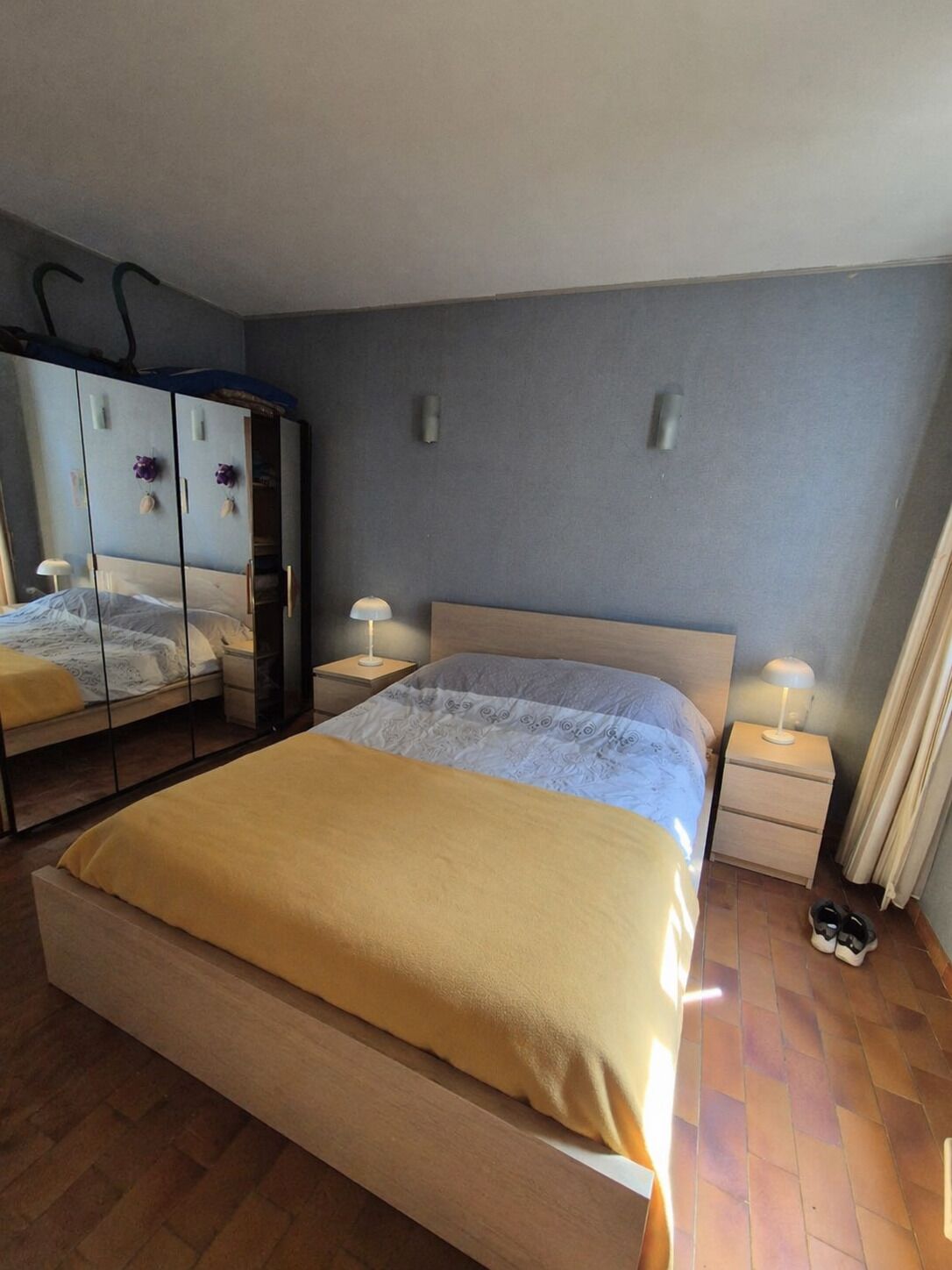 3 habitaciones, tabla de planchar con plancha y wifi 