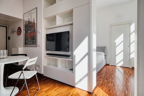 Dining - Hostmate - Milano - San Gottardo - Navigli (Milan)