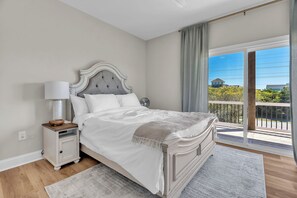 4 bedrooms, WiFi, bed sheets - New 2025 Build | Private Pool, Elevator | Ocean & Sound Views | DOGS OK (Emerald Isle)