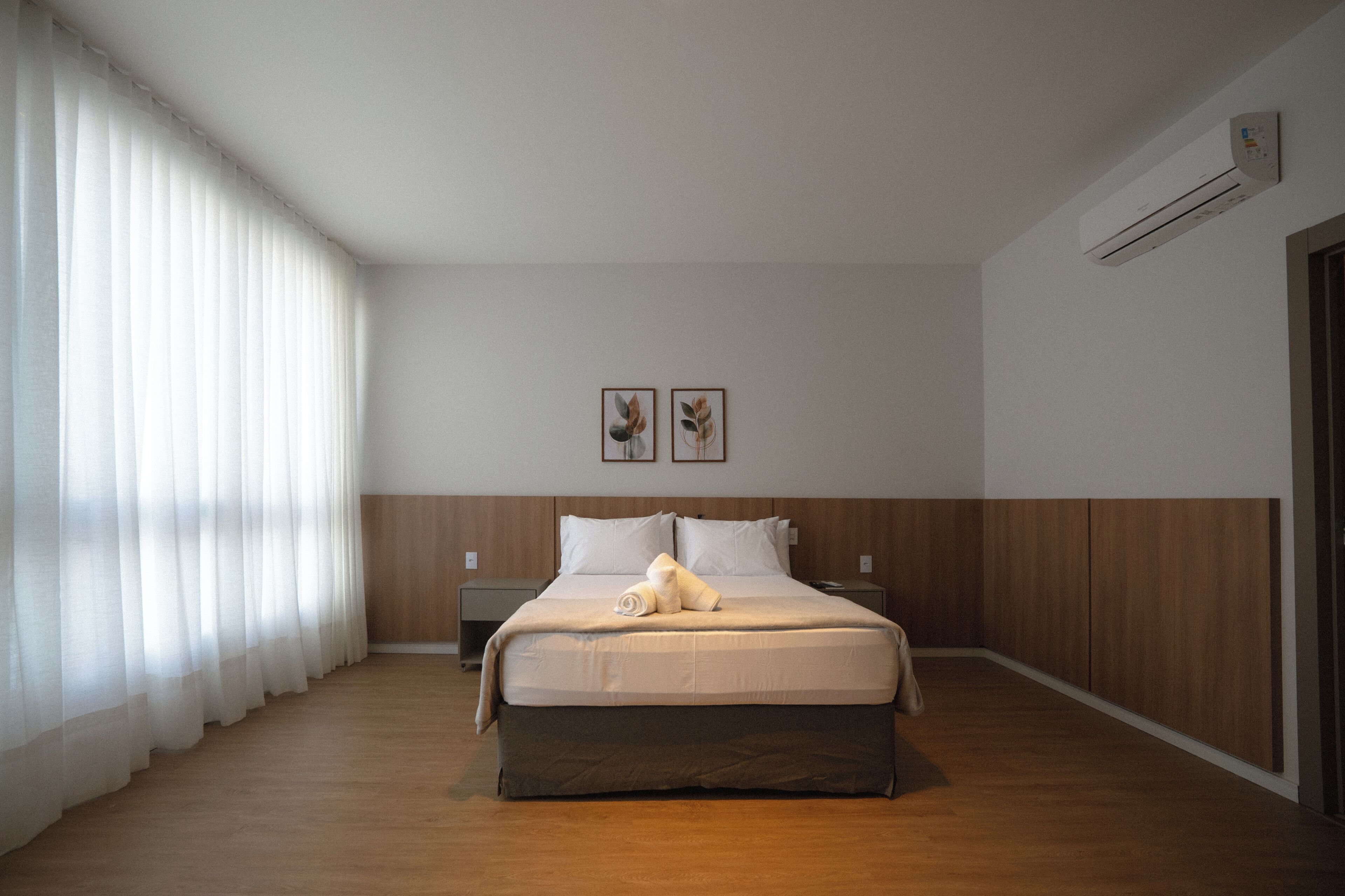 Superior Room | In-room safe, laptop workspace, soundproofing, free WiFi