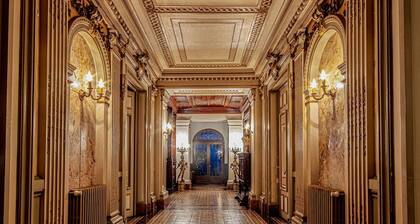 Chateau Antares - Huit Chambres , Couchages 16