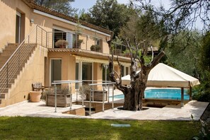 Pool - Splendid Villa with swimming pool (Roquefort-les-Pins)
