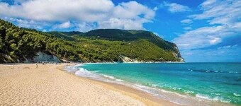 Piccolo Resort sul Conero – Relax con Vista Mare tra Natura e Silenzio
