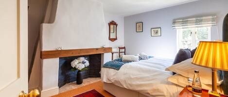 3 Schlafzimmer, BĂŒgeleisen/BĂŒgelbrett, Internetzugang, BettwĂ€sche