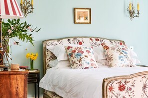 7 Schlafzimmer, Bügeleisen/Bügelbrett, Internetzugang, Bettwäsche