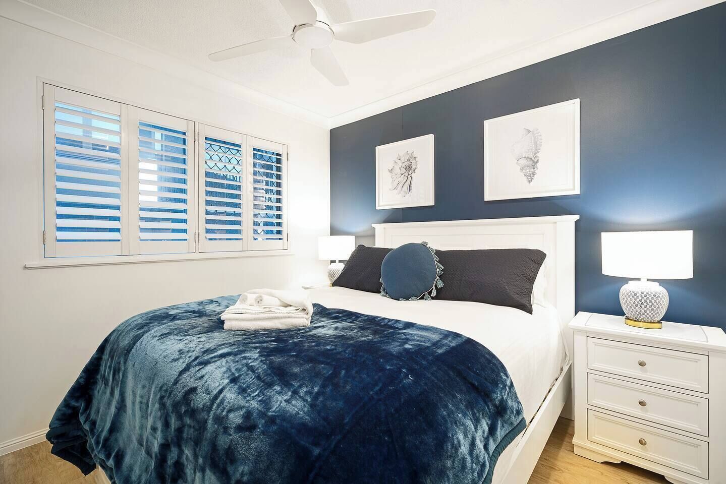 1 bedroom, desk, iron/ironing board, WiFi