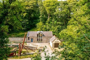 Exterior - The Sail Loft - Four Bedroom Villa, Sleeps 8 (Y Felinheli)