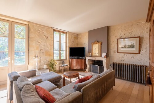 Chateau Art De Vivre