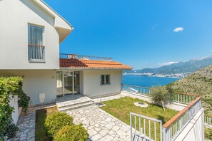 Exterior - Villa Ramo - Three Bedroom Villa, Sleeps 6 (Sveti Stefan)