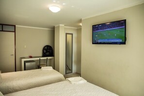 Room - H Montalvo (Moquegua)