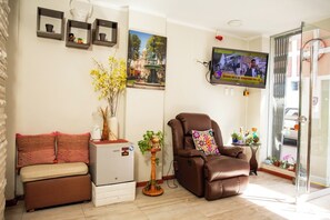 Lobby - H Montalvo (Moquegua)