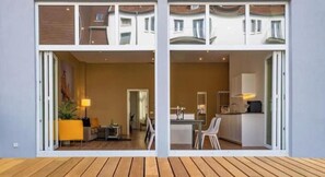 Interior - Central 80 sqm city apartment (No. 2) for 3 pers. (Saarbrücken)