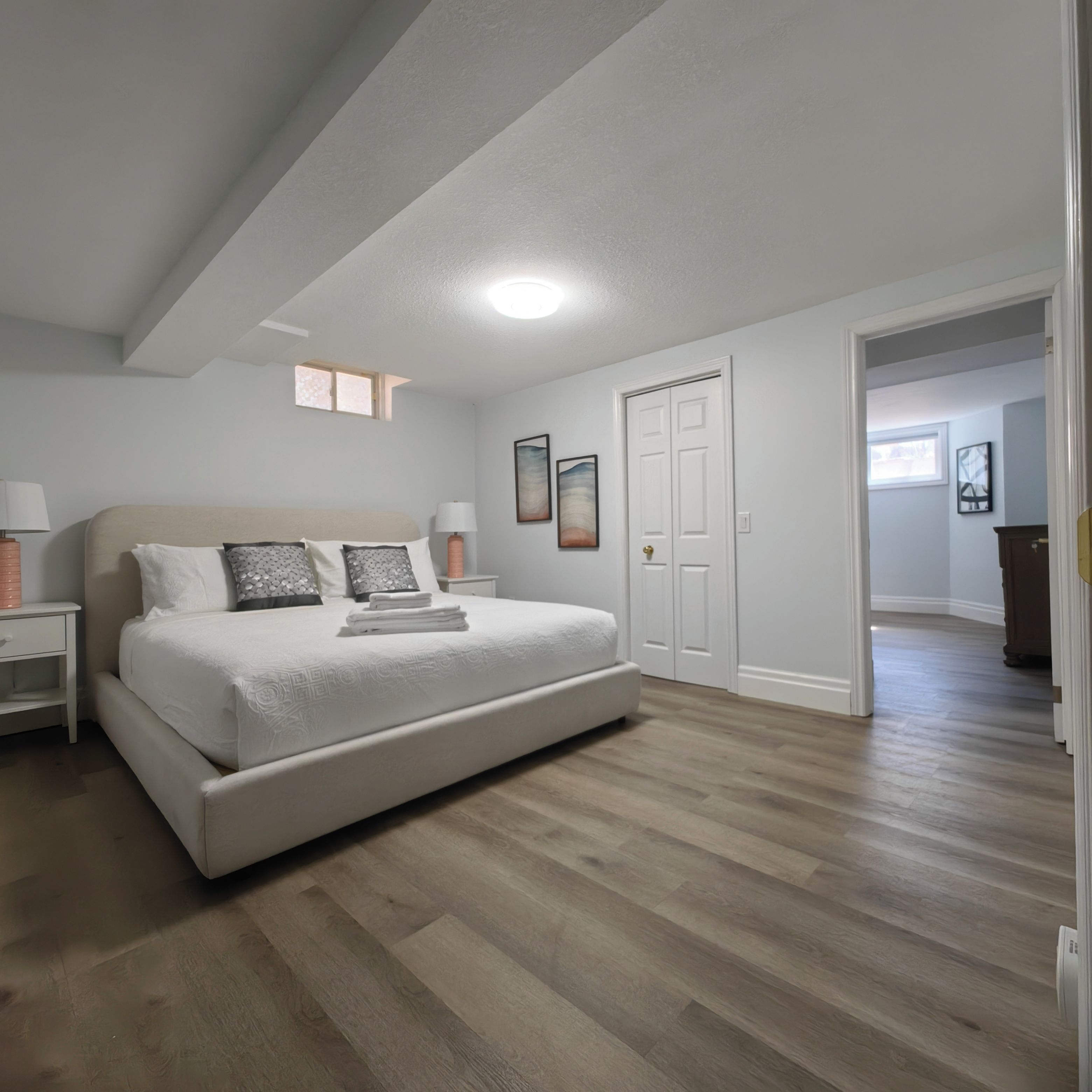 2 king beds and private bathroom in third bedroom, this is outer king bed