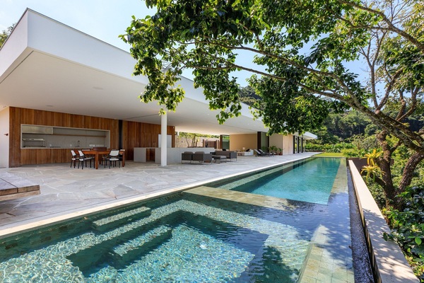 Swimming pool,Bedroom