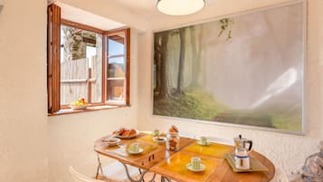 House, Private Pool, Valley View | Dining