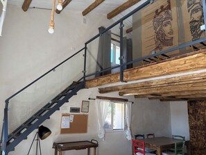 Interior - Stone House (Siracusa)