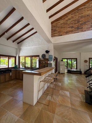 House, 4 Bedrooms, Smoking, Private Pool | Private kitchen - Finca La Verbena - The Sound of Nature (San Jerónimo)