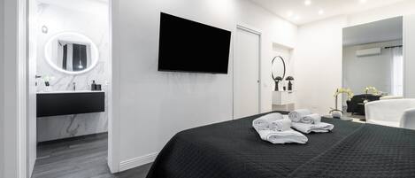 1 habitación, tabla de planchar con plancha, wifi y ropa de cama