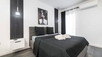 1 chambre, fer et planche à repasser, Wi-Fi, literie fournie
