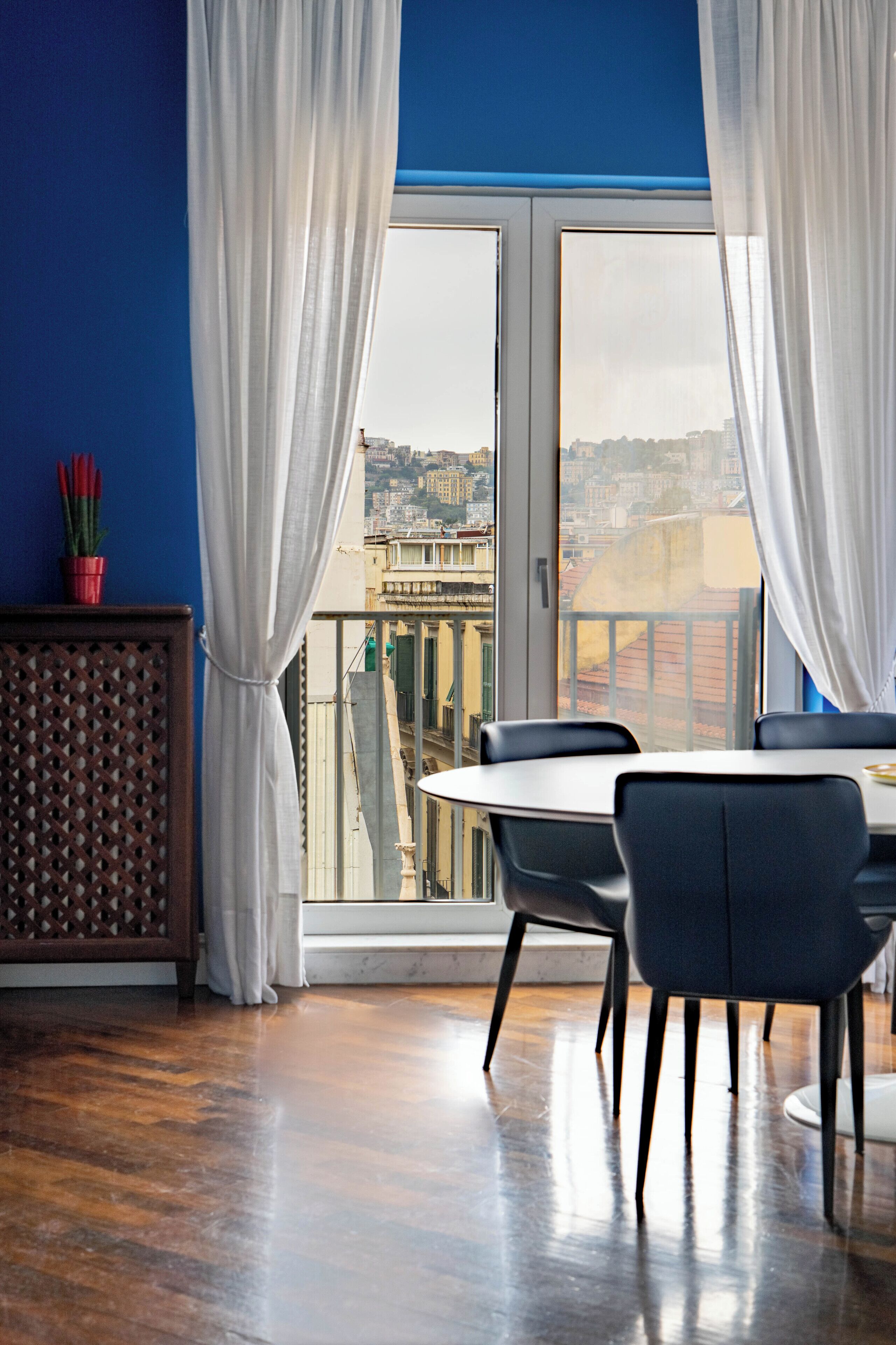 House, 2 Bedrooms, Balcony, City View | Dining