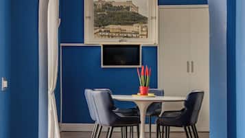 Maison, 2 chambres, balcon, vue ville | Salle Ă manger