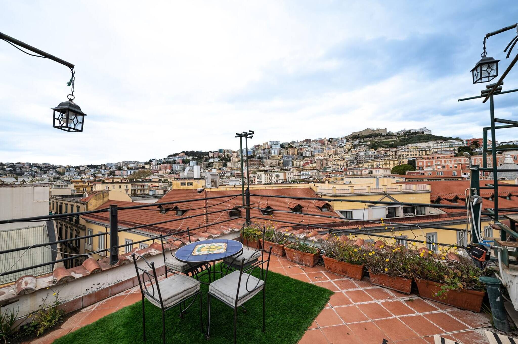 Casa, 2 camere da letto, terrazzo | Ristorazione all'aperto