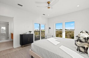 4 bedrooms, free WiFi, bed sheets - New 4Bed/4.5Bath +Bunk+sofa bed Private beach access (Port St Joe)