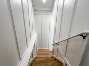 Interior - New 4Bed/4.5Bath +Bunk+sofa bed Private beach access (Port St Joe)