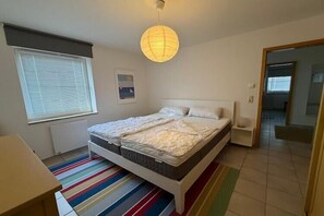 Room - Ferienwohnung in Wenkendorf mit Garten (Wenkendorf)