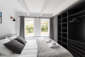 3 bedrooms, iron/ironing board, free WiFi, bed sheets - Esprit de famille - Belle maison, 15min plage (Saint-Alban)