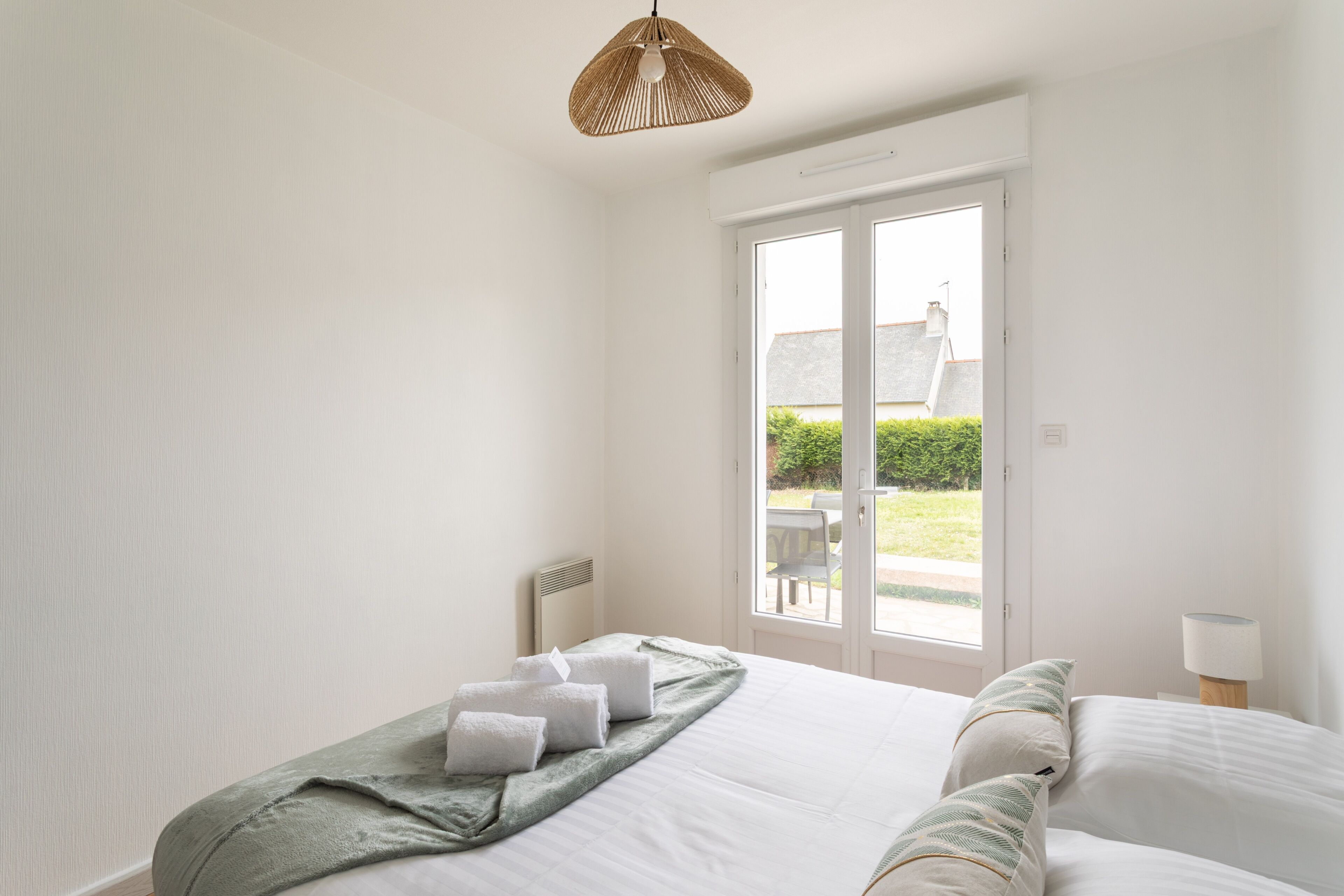 4 habitaciones, tabla de planchar con plancha y wifi gratis 