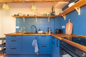 Fridge, oven, coffee/tea maker, toaster - L’Atelier du Levant - Centre-Ville Hyères (Hyères)