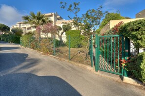 Property grounds - L'Evasion Raphael - À moins de 200m de la plage (Saint Raphael)