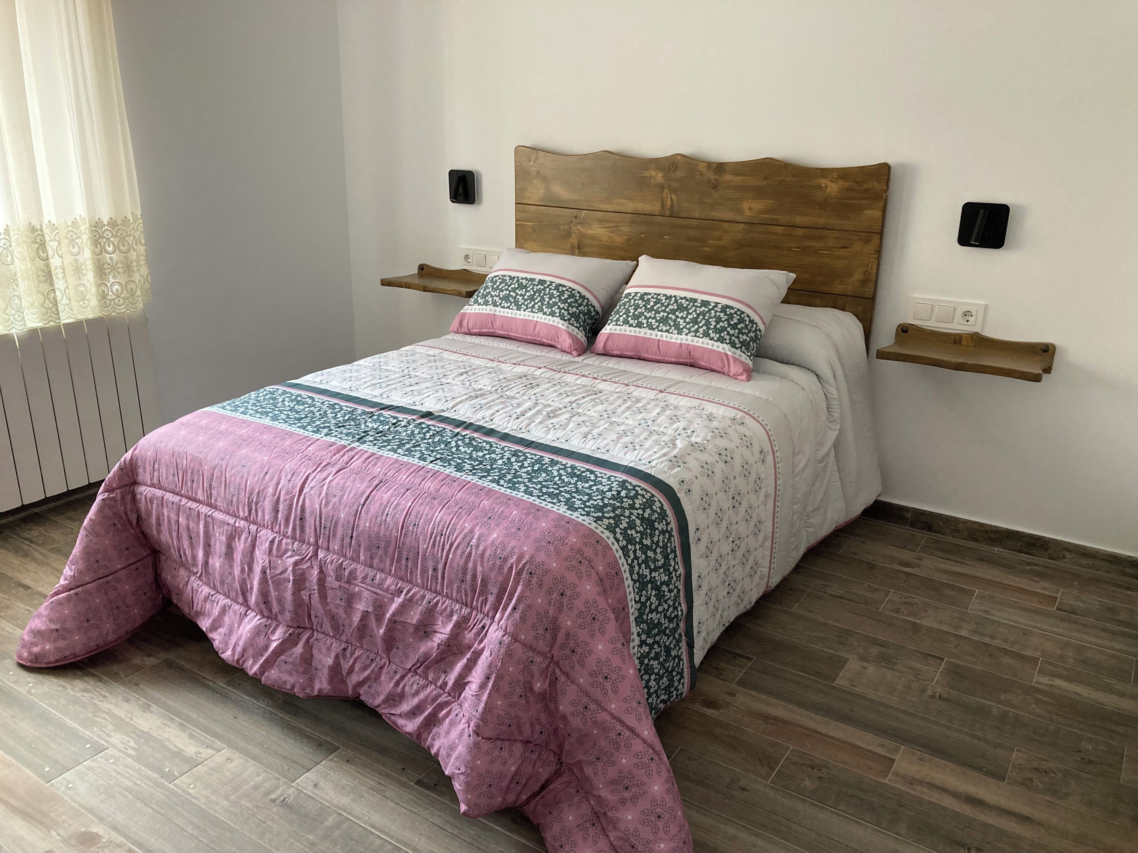 House, 3 Bedrooms, Smoking, Balcony | 3 bedrooms