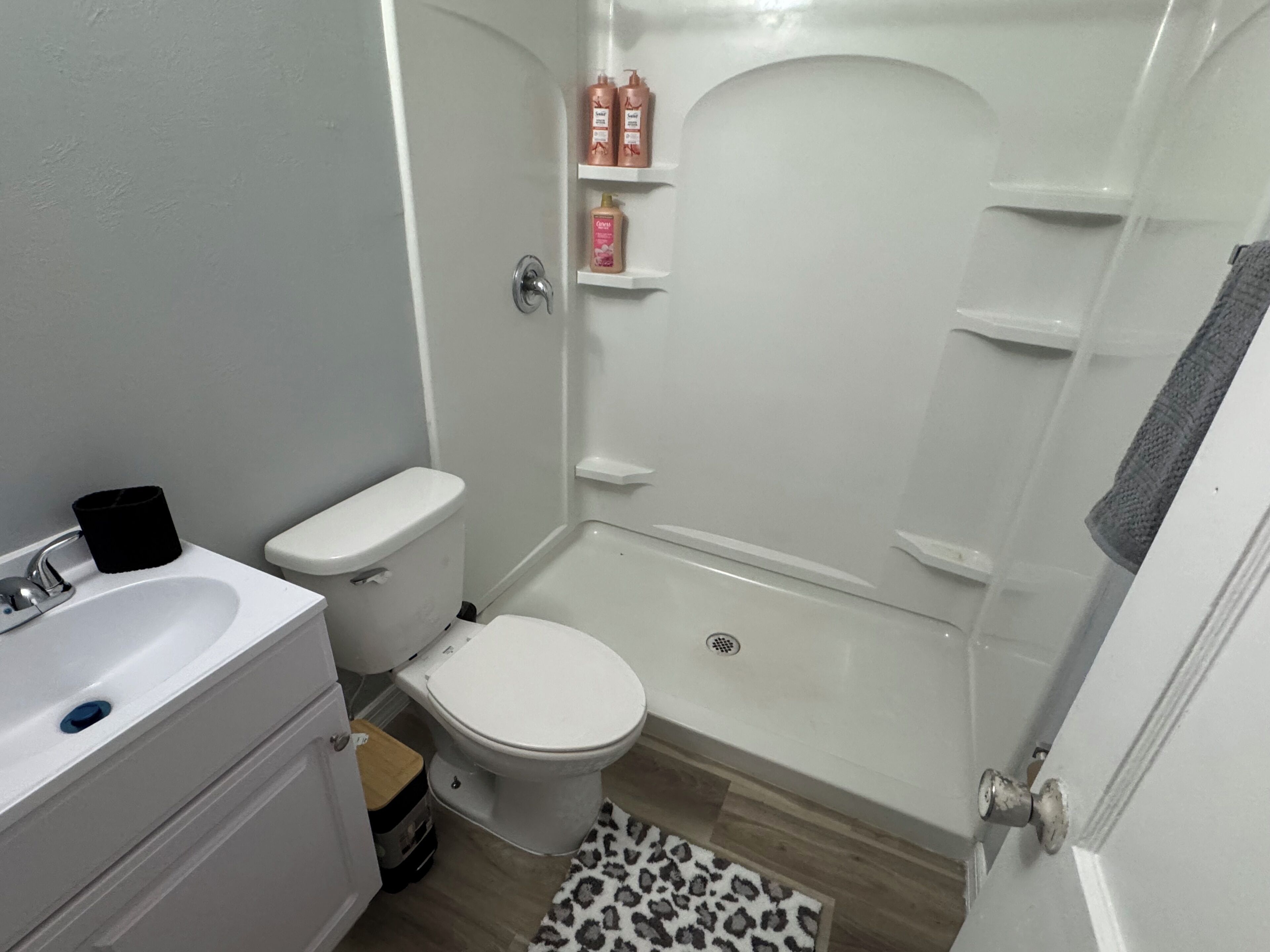 Towels, toilet paper