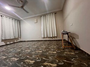 Interior - Private Room Ensuite with AC at Pokuase- Mayera Road (Mayera)