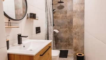 Single Room, Mountain View | Bathroom