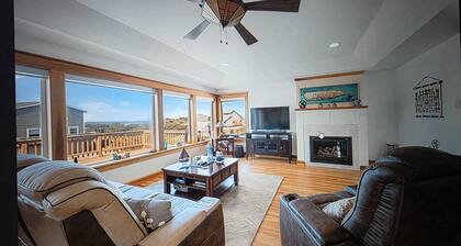 Driftwood Dreams is your perfect beach home for your next getaway.