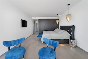 7 bedrooms, iron/ironing board, WiFi - Villa "Alba" with Sea View, Wi-Fi, and Air Conditioning (Zonza)